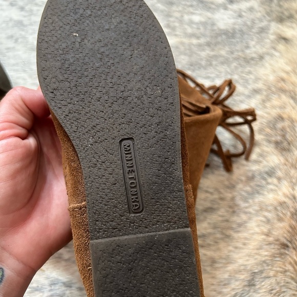 Minnetonka size 8 never worn - Picture 5 of 6